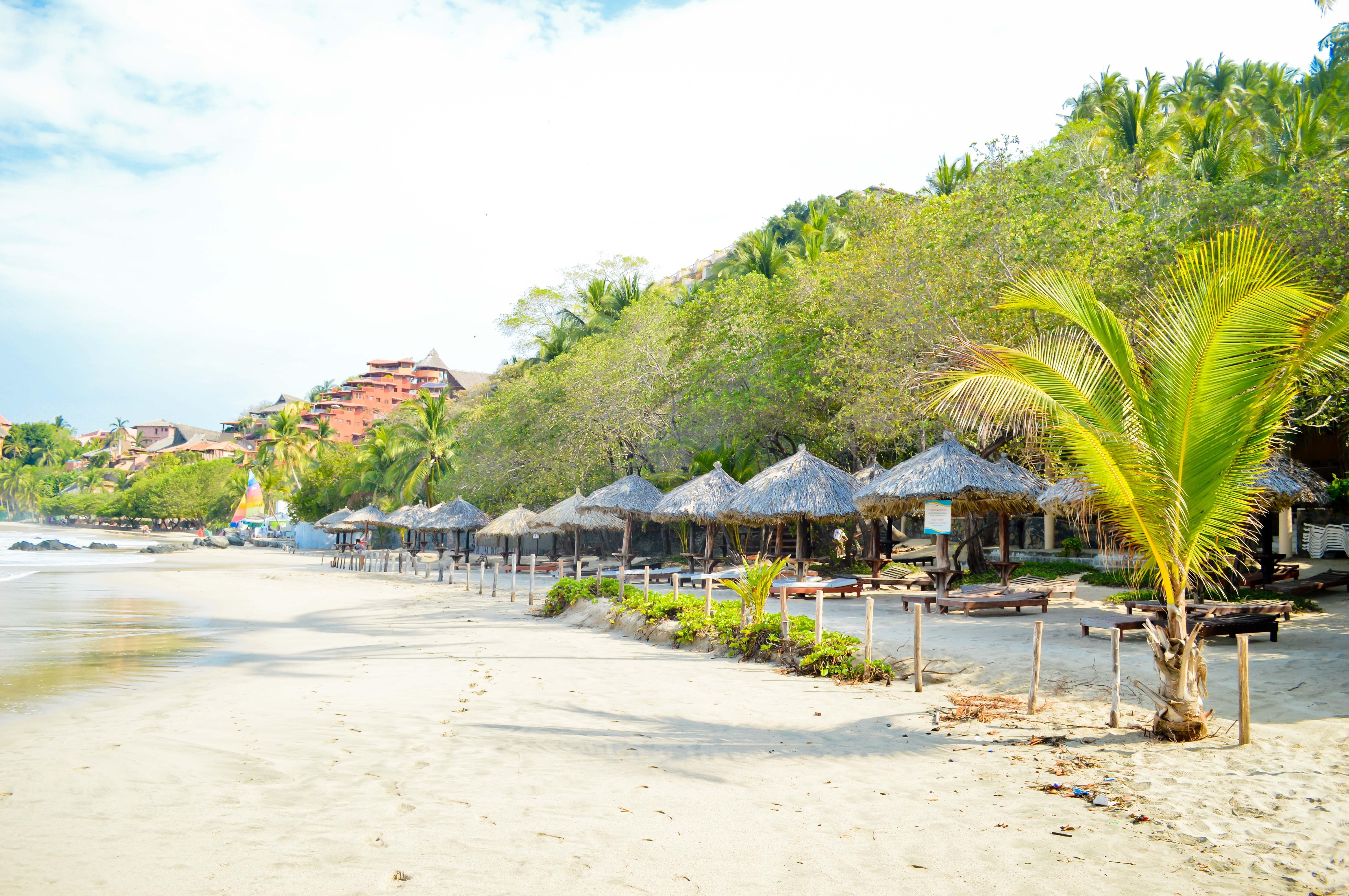 Hotel Catalina Beach Resort Zihuatanejo Ngoại thất bức ảnh