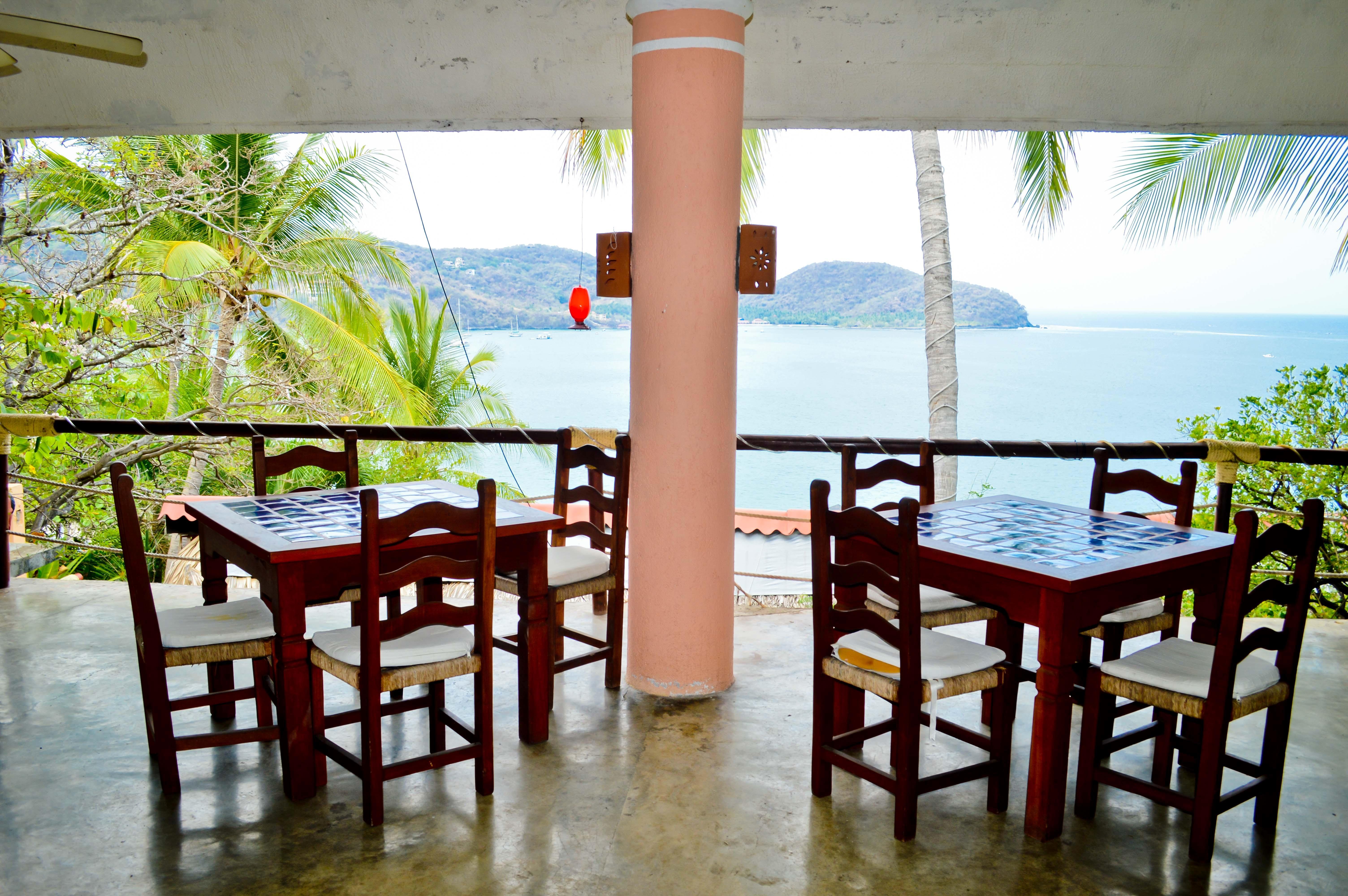 Hotel Catalina Beach Resort Zihuatanejo Ngoại thất bức ảnh