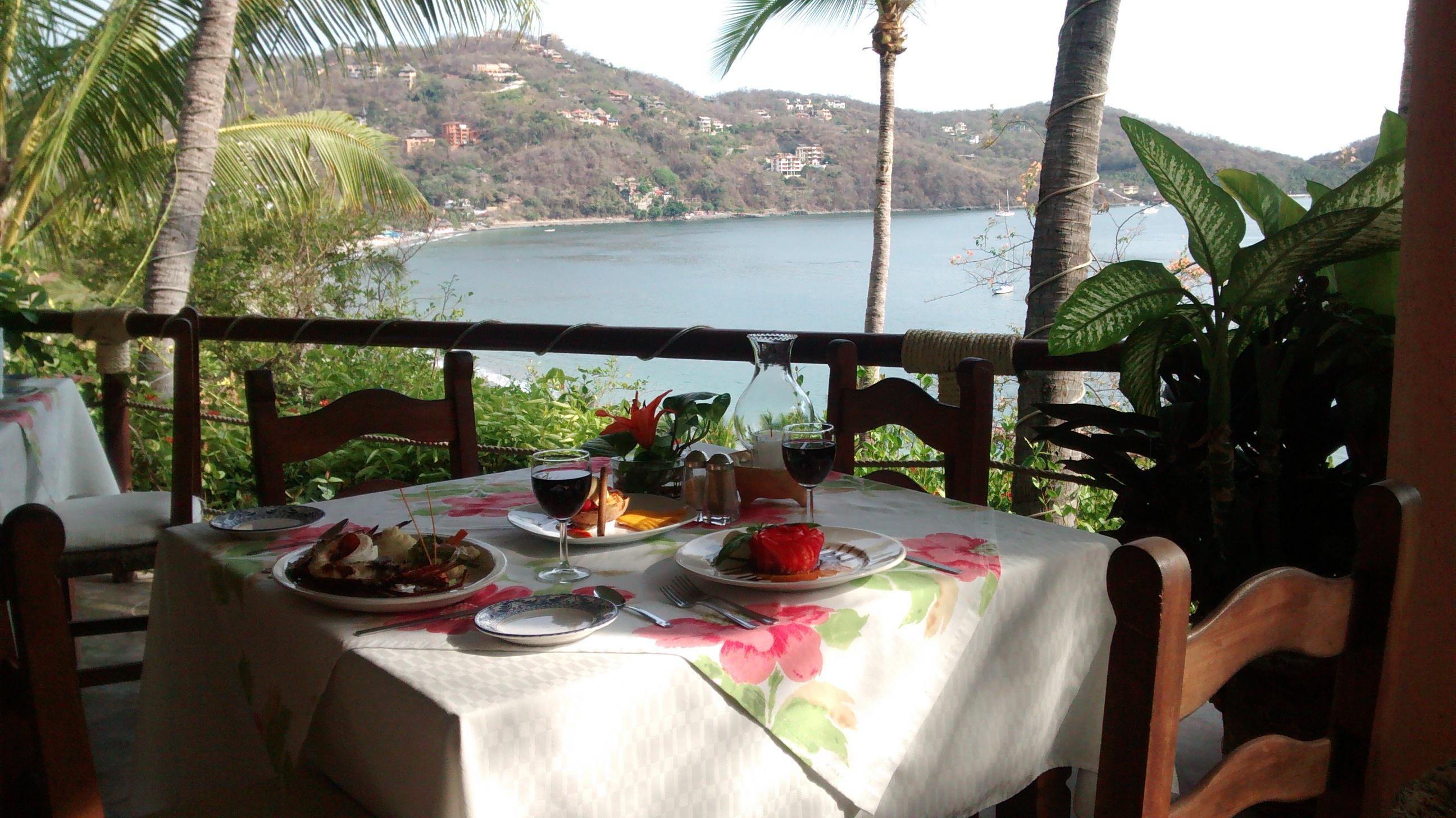 Hotel Catalina Beach Resort Zihuatanejo Ngoại thất bức ảnh