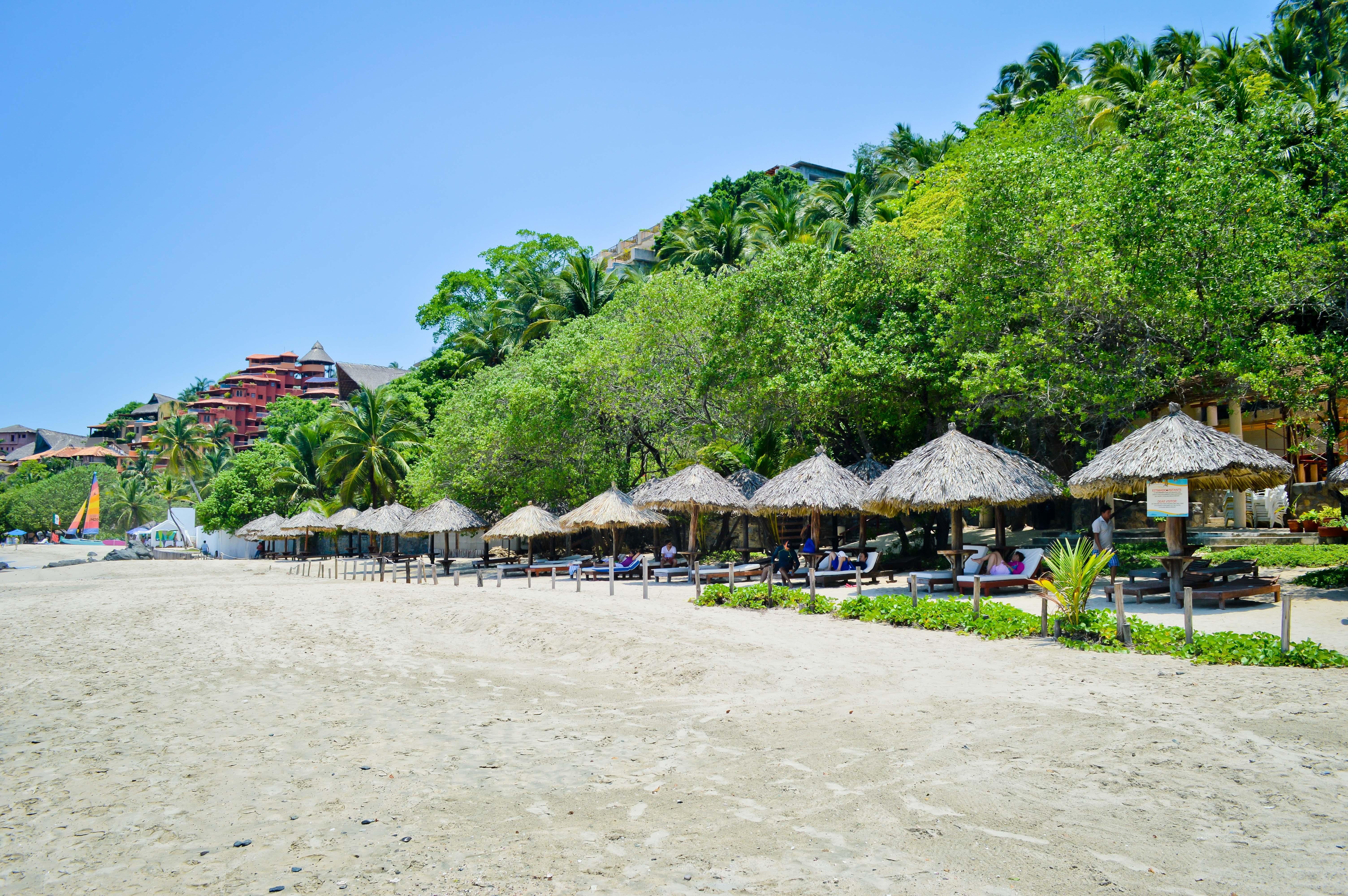 Hotel Catalina Beach Resort Zihuatanejo Ngoại thất bức ảnh