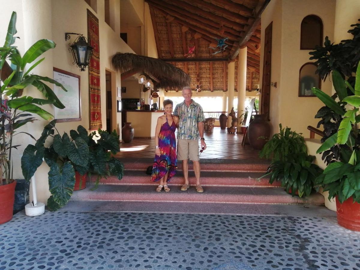Hotel Catalina Beach Resort Zihuatanejo Ngoại thất bức ảnh